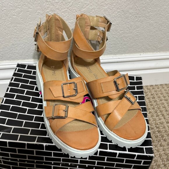 chinese laundry platform brown strappy sandals shoes - Picture 1 of 6